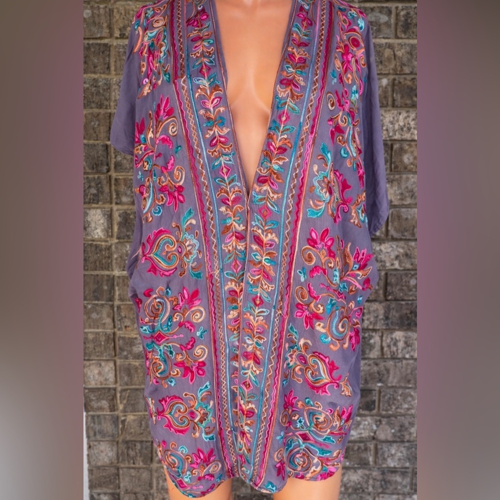 Boho Embroidered Kimono Tunic Top Multicolor Open Front S/M Umgee - Picture 2 of 6